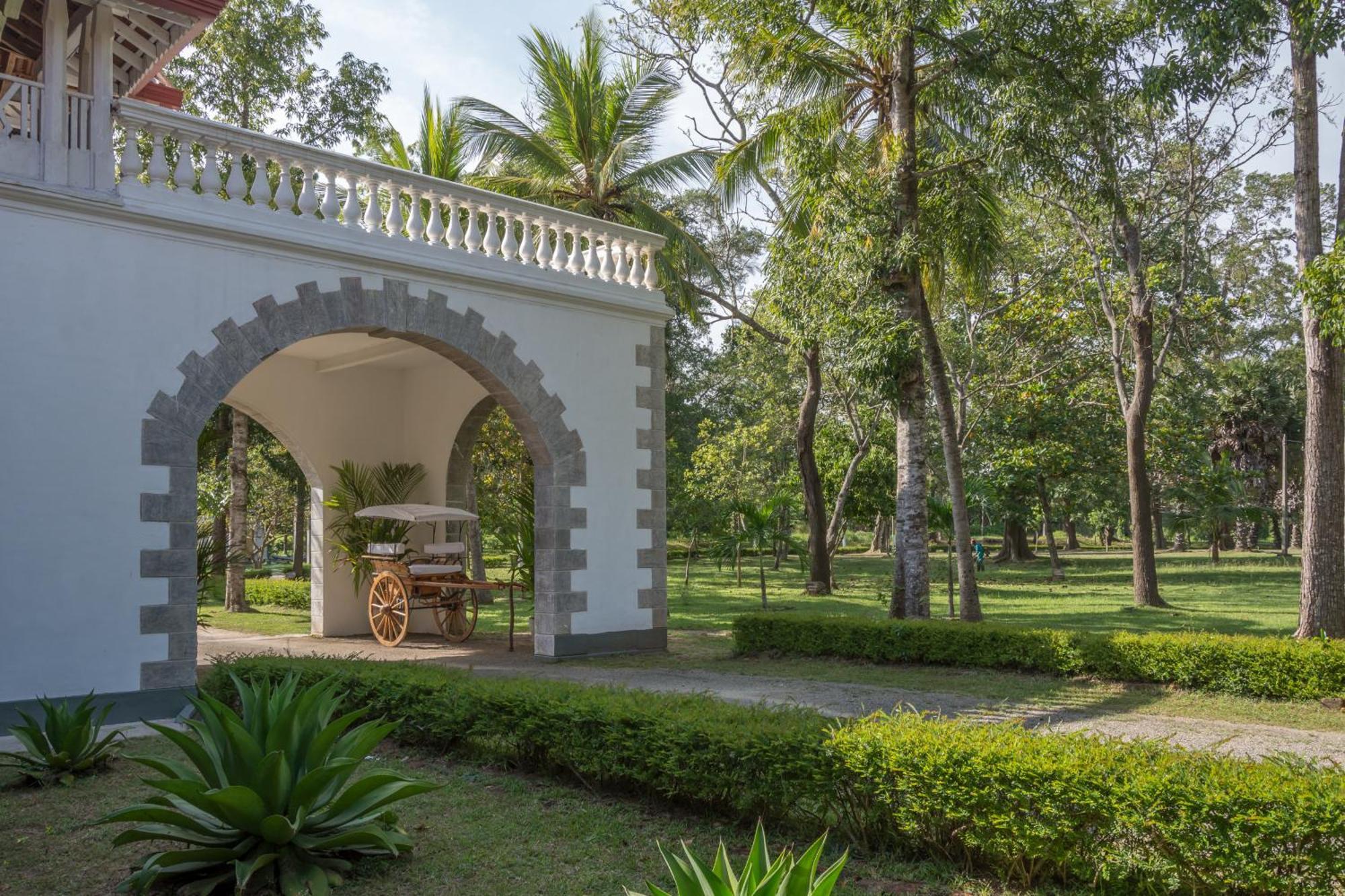 The Sanctuary At Tissawewa Ξενοδοχείο Anuradhapura Εξωτερικό φωτογραφία